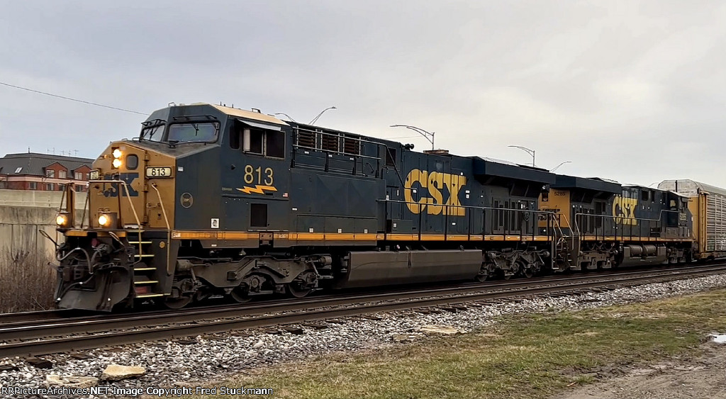 CSX 813